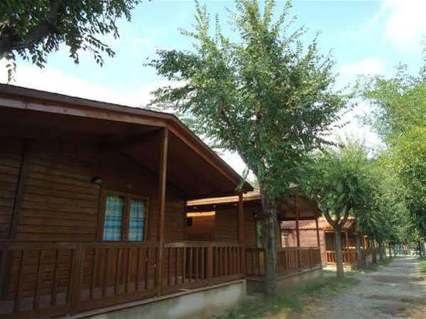 Camping Esponella Zewnętrze zdjęcie